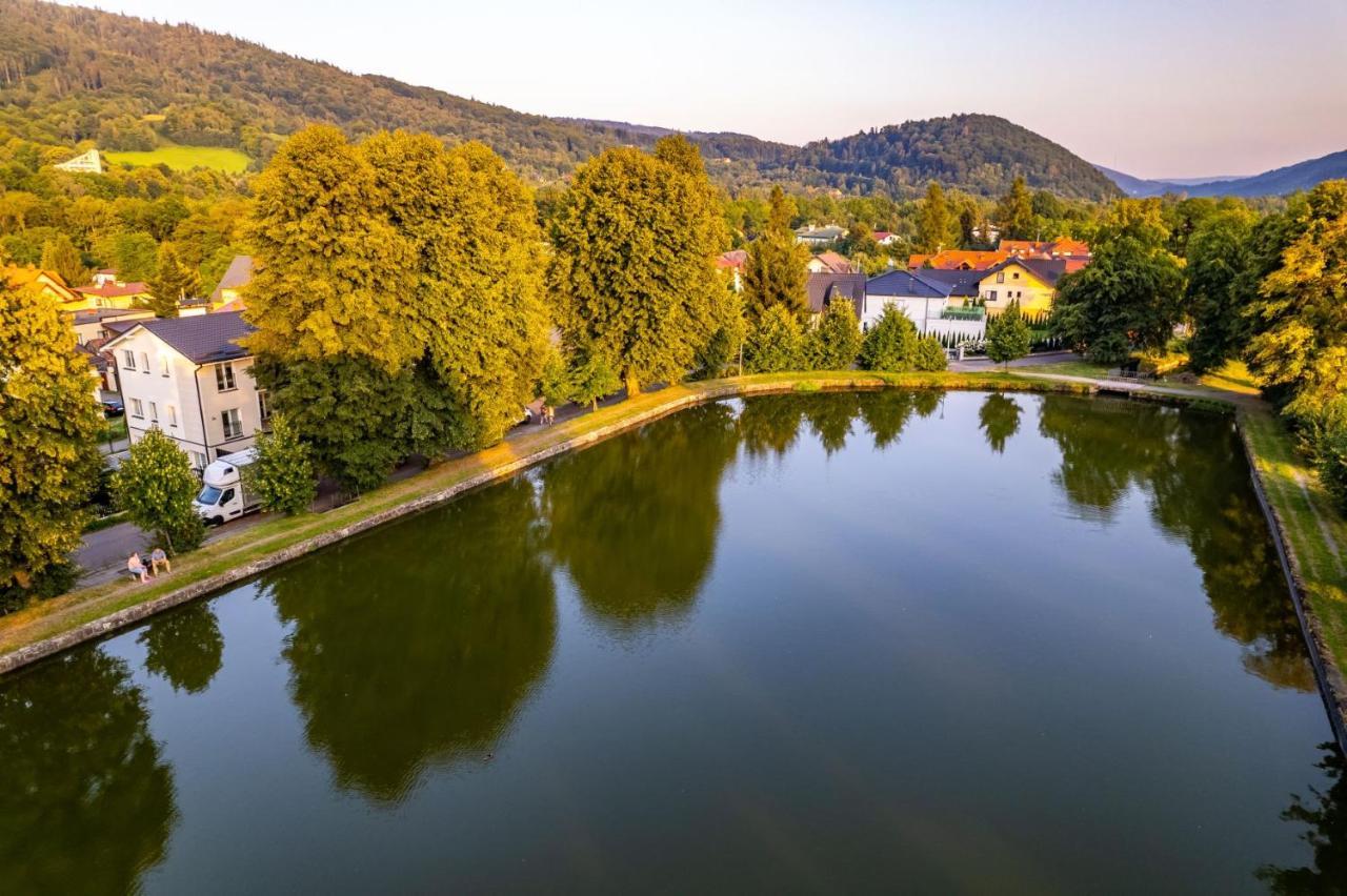 Apartmán Nad Stawem Ustroň Exteriér fotografie